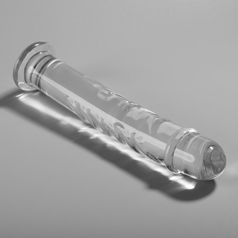 NEBULA SERIES BY IBIZA - MODELLO 16 DILDO IN VETRO BOROSILICATO TRASPARENTE 18.5 CM -O- 3 CM